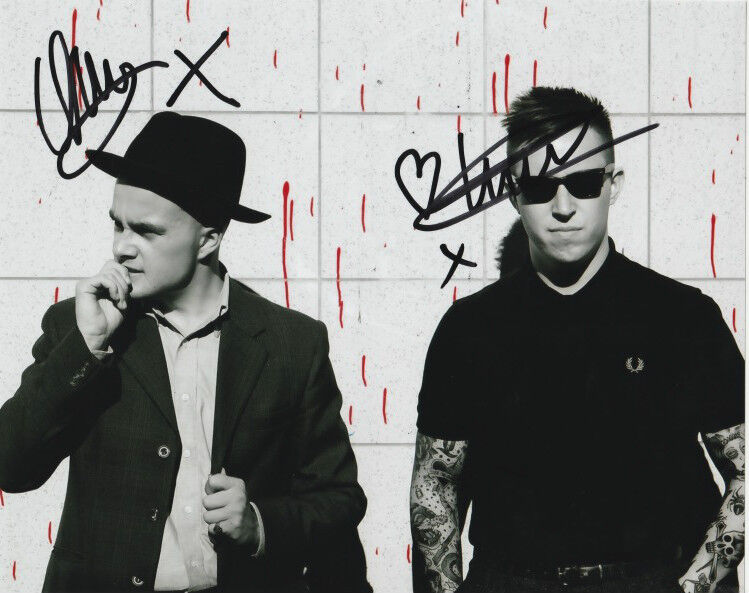 Slaves Music UK Punk Band Autographed Signed 8x10 Photo Poster painting COA