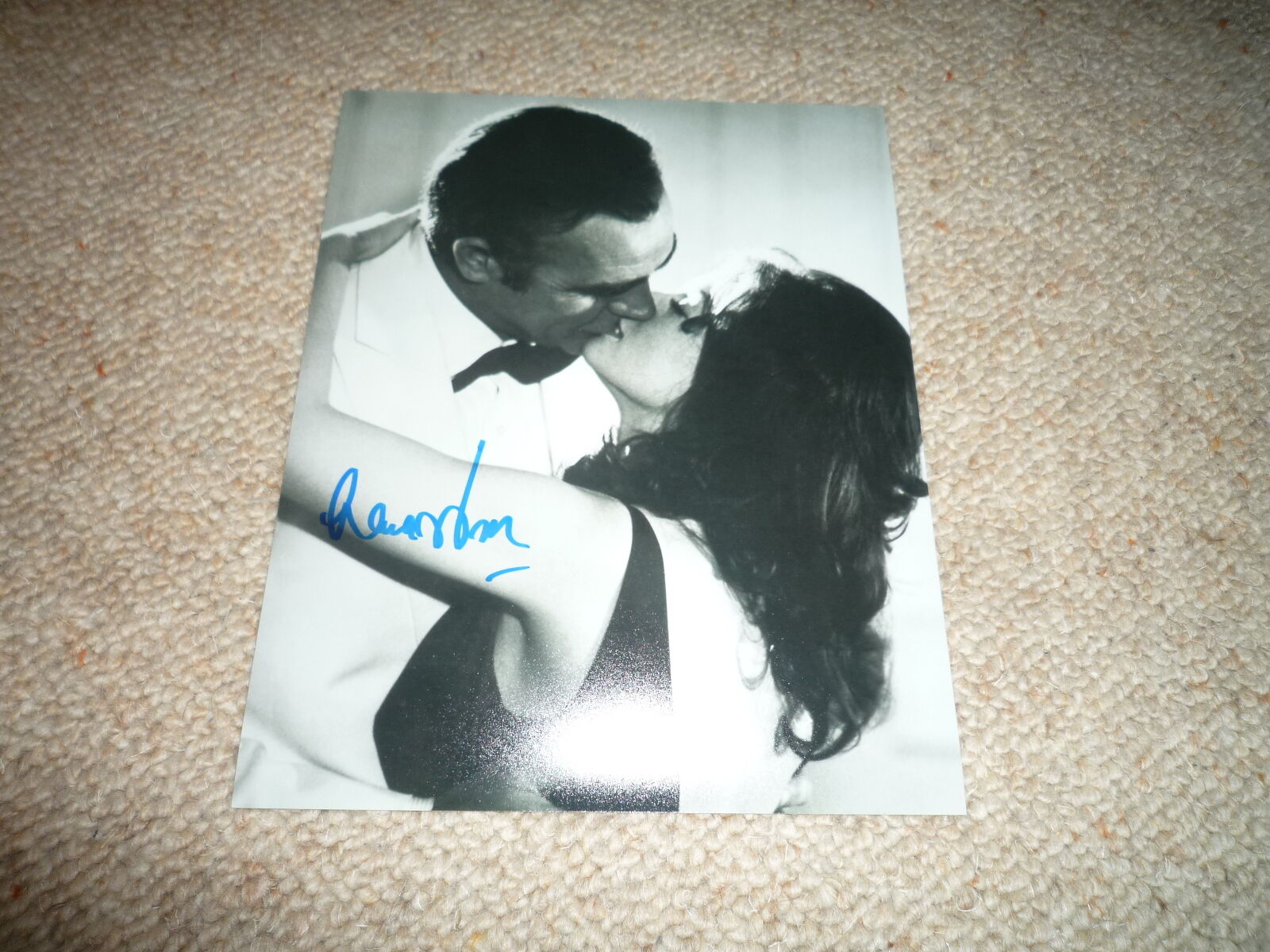 LANA WOOD sexy signed autograph 8x10 20x25 cm In Person JAMES BOND 007