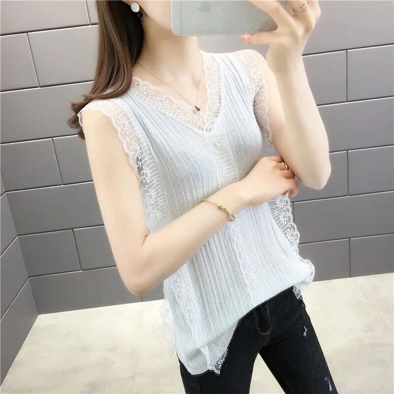 15948 hall 13 row 3 middle] real shooting lace splicing V-neck suspender vest 20