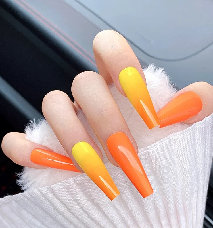 24pcs/set Acrylic Fake Nails Full Cover False Nail Art Tips 10 Sizes Fashion Designs With Nail Adhesive Sticker Coffin Nails-Nail Inspo