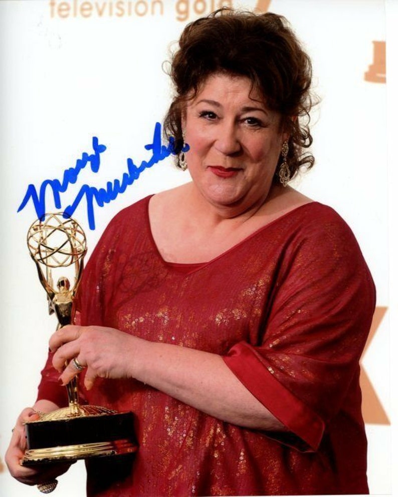 Margo martindale signed autographed emmy Photo Poster painting