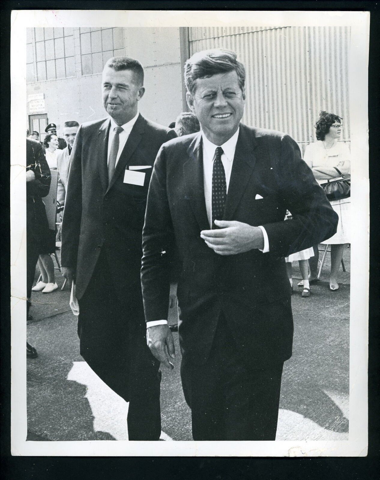 President John Kennedy visits Oregon 1962 Oregonian Press Photo Poster painting with RMY LOA