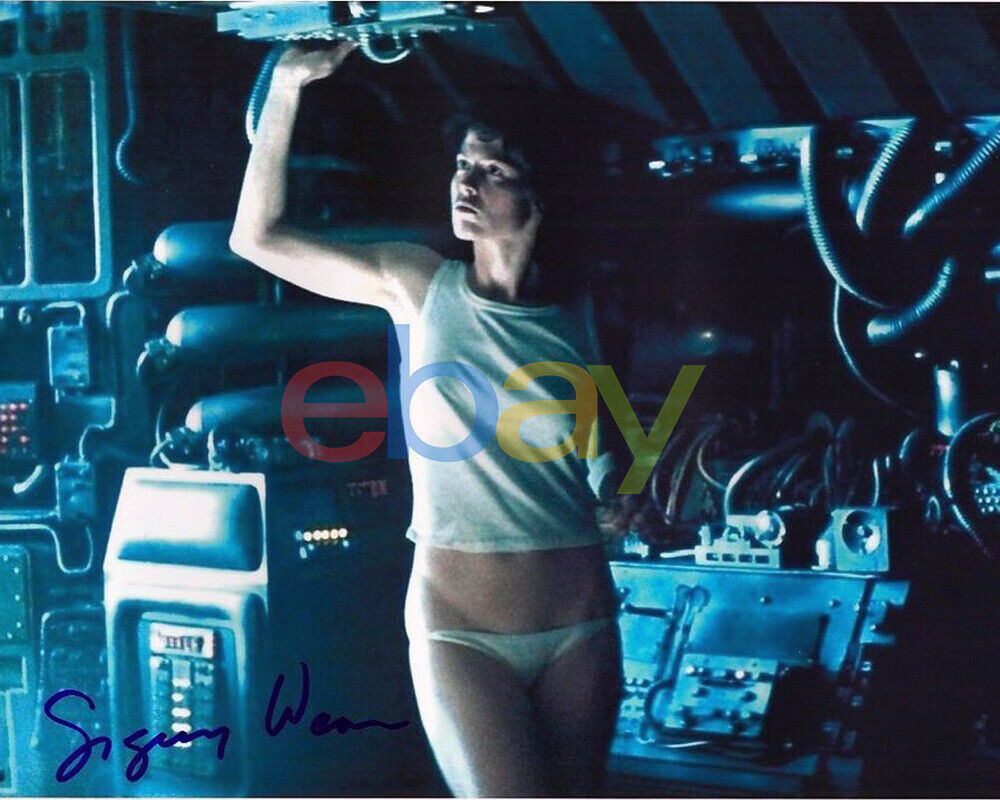 SIGOURNEY WEAVER Autographed 8x10 Signed Photo Poster painting reprint