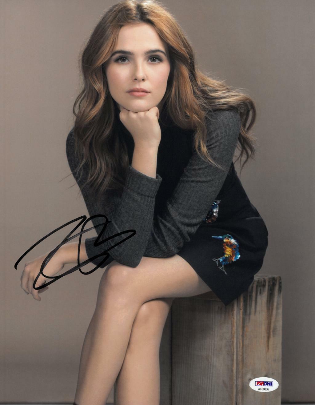 Zoey Deutch Signed Authentic Autographed 11x14 Photo Poster painting PSA/DNA #AF80806