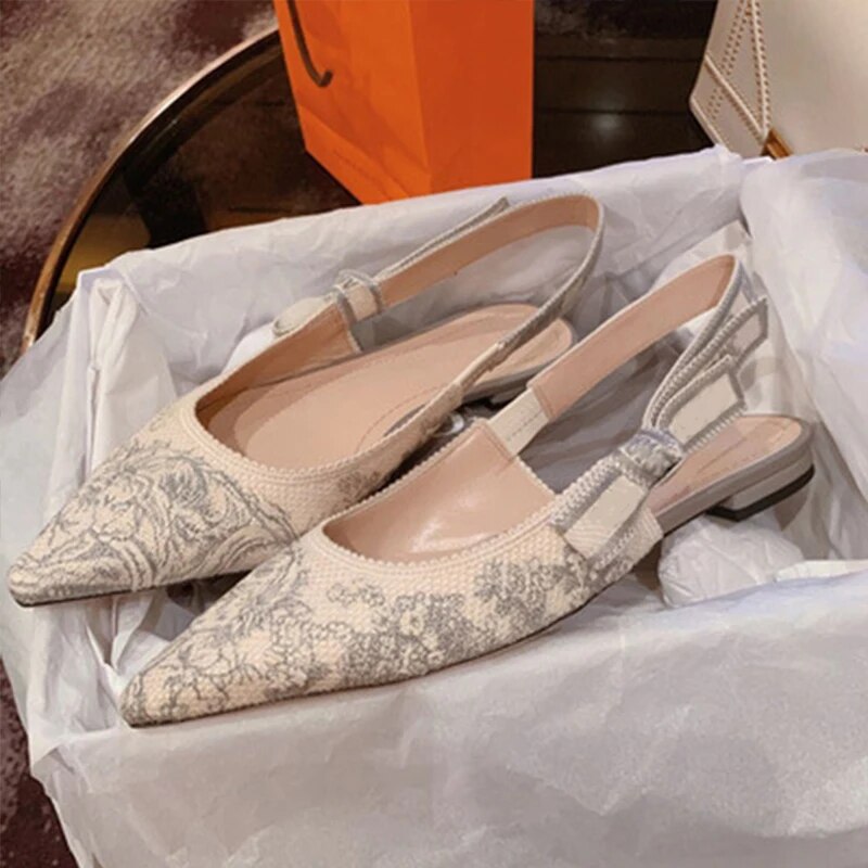 VCSHOES Navy Blue Embroidered Bow Buckle Sandals Woman Pointed Toe Slingback Cat Heel Sandals Flat Shoes For Women