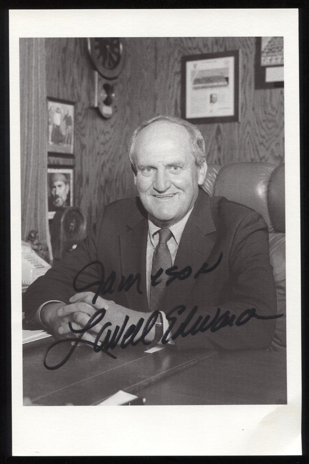 LaVell Edwards Signed Photo Poster painting Autographed Signature BYT Football Coach