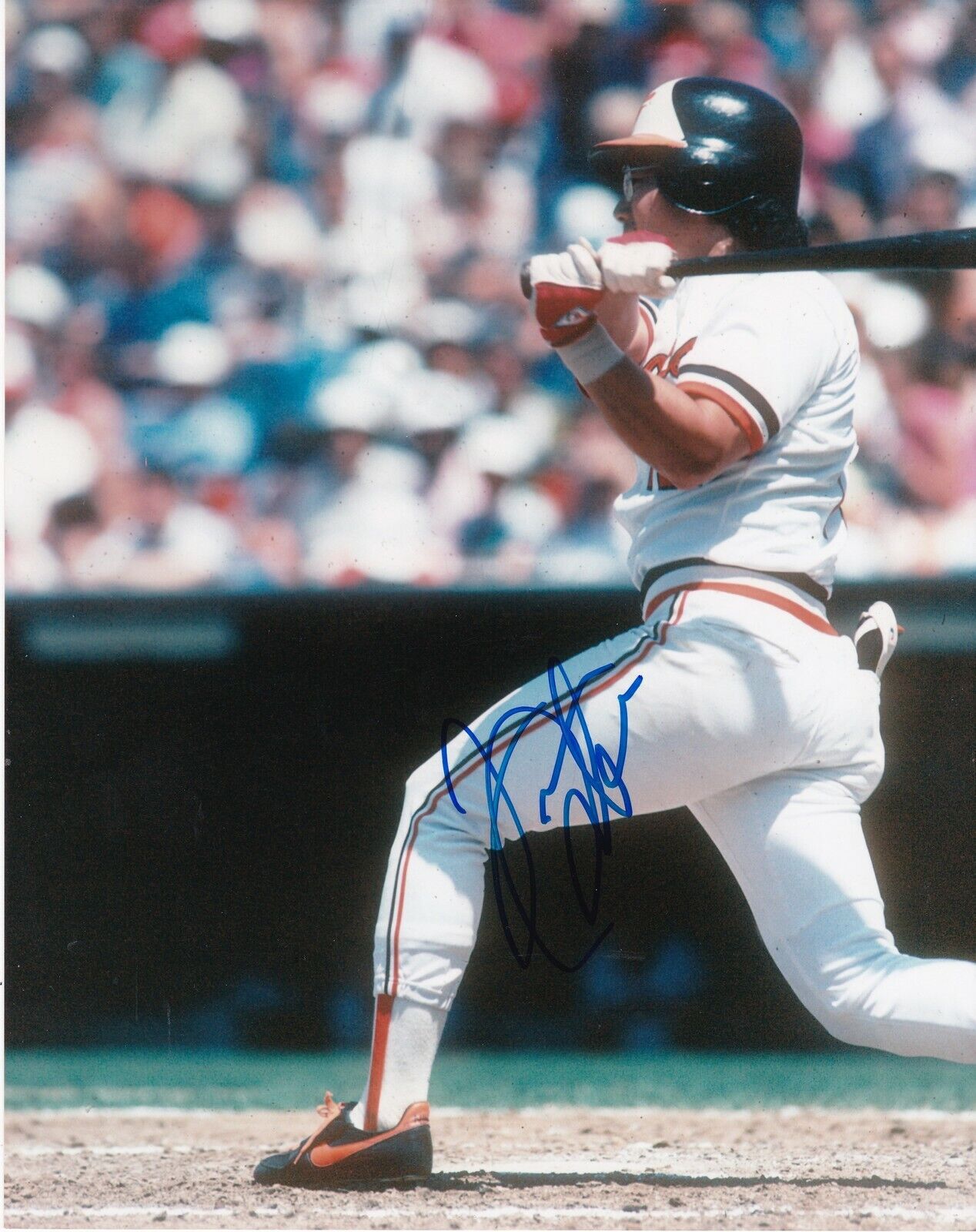 LENN SAKATA BALTIMORE ORIOLES ACTION SIGNED 8x10