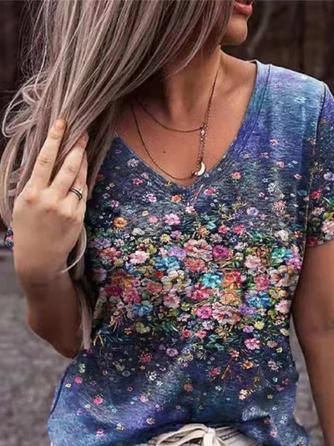 🔥Buy 3 Get 10% Off🔥Women's Floral Print Casual V-Neck Tee