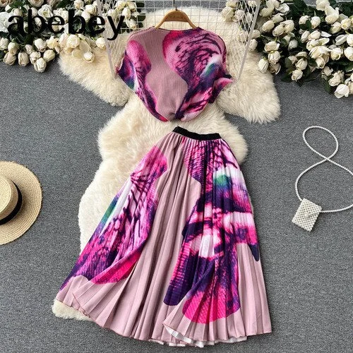 Bohemian Vacation Beach 2pcs Set Women Floral Printed Short Sleeve Tops And High Waist Pleated Long Skirt Suit Spring Summer