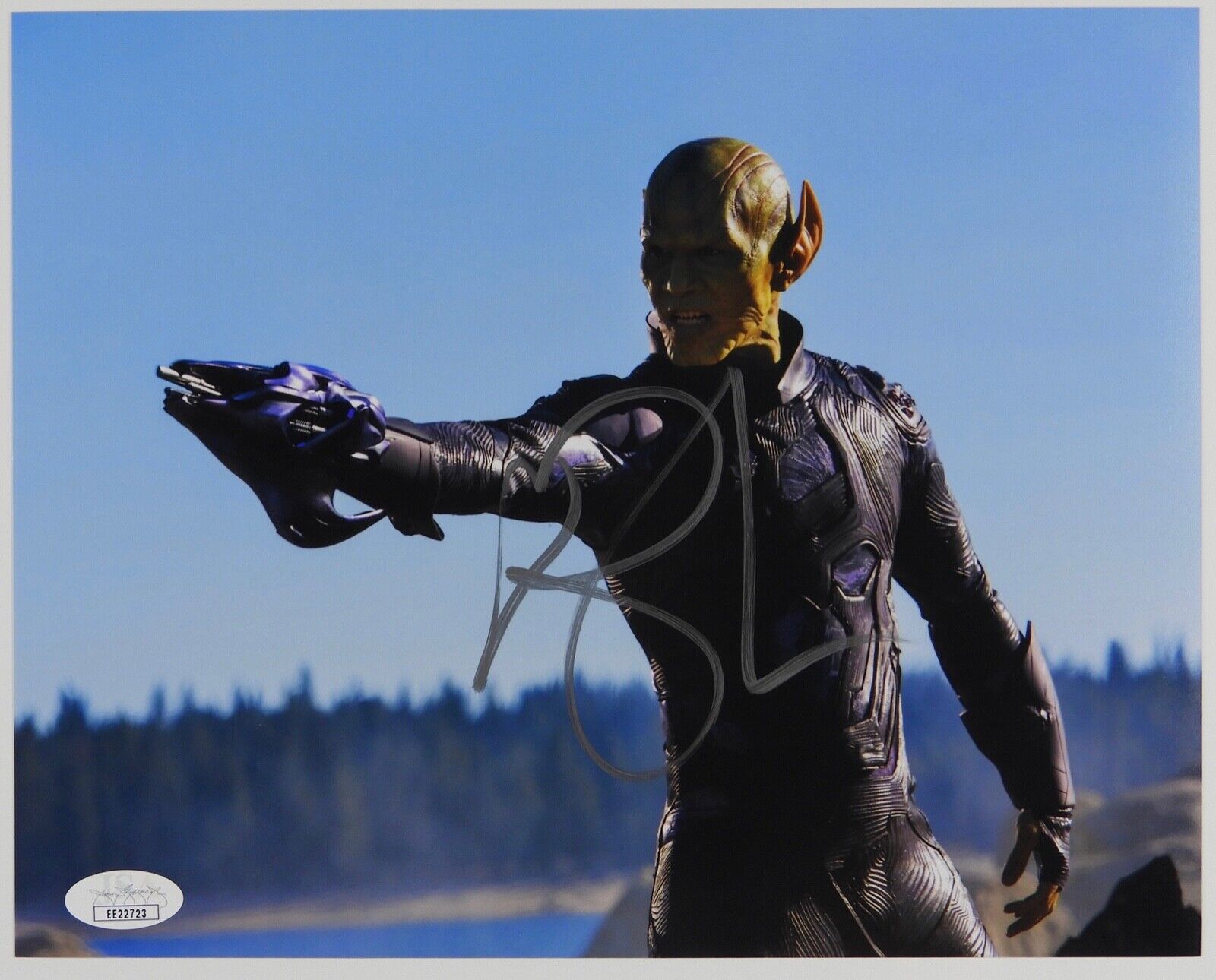 Ben Mendelsohn Captain Marvel Signed Autograph JSA COA 8 x 10