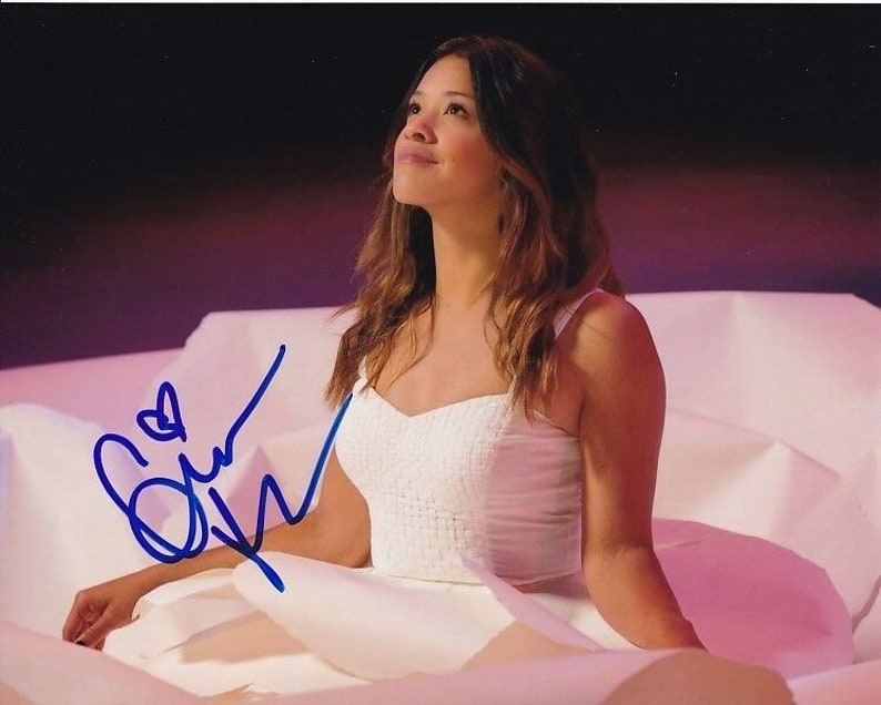 Gina rodriguez signed autographed Photo Poster painting
