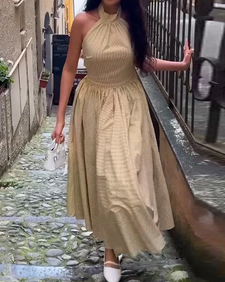 Women's sleeveless elegant dress
