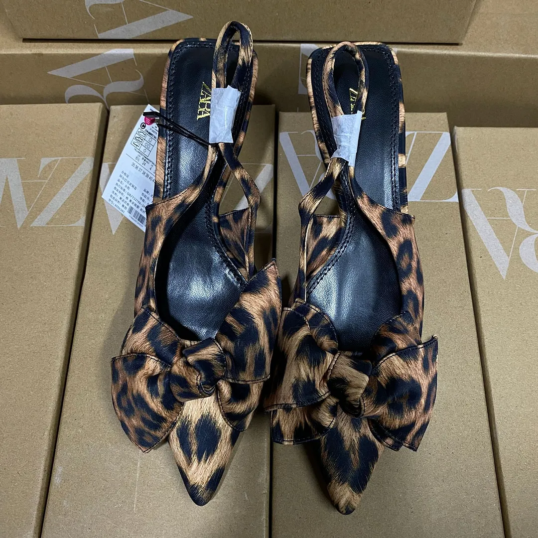 Breakj Breakj Spring New Women's Shoes Black Metal Details Decorate Round Head High Heel Elegant Fashion Sandals