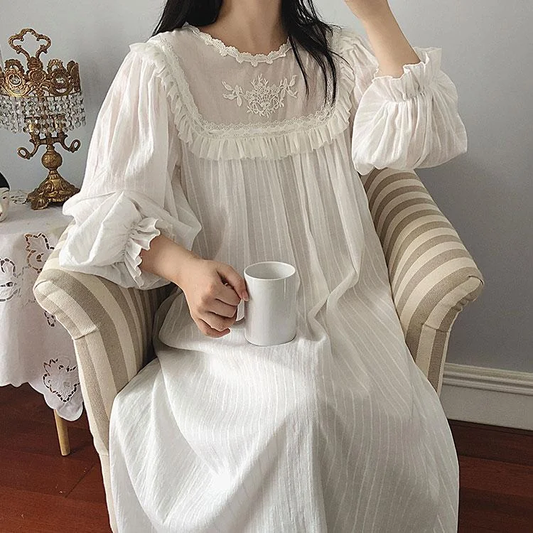Vintage Lace Round Neck Sleep Gown QueenFunky