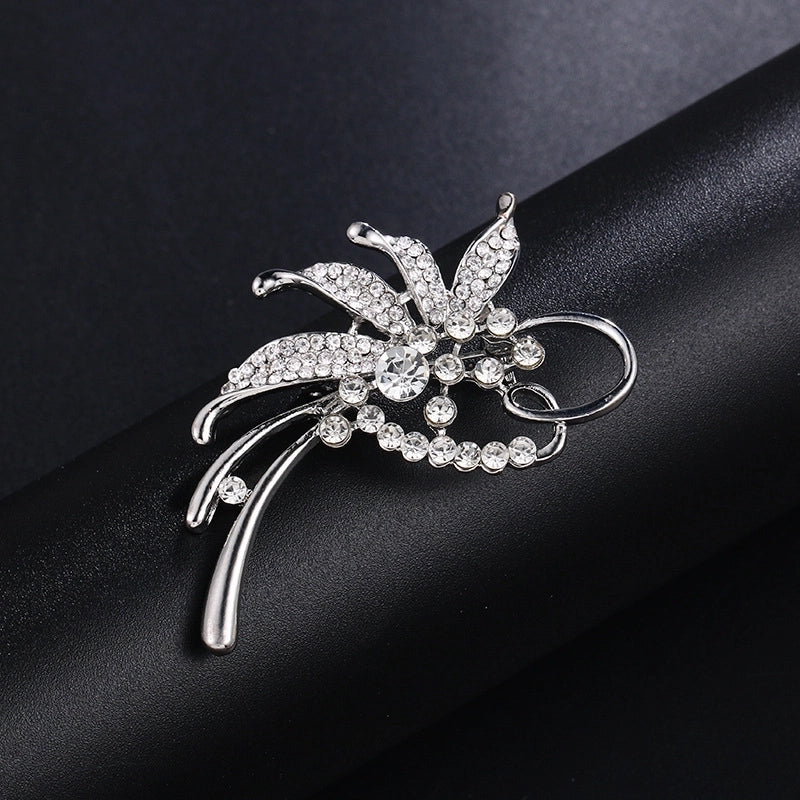 Elegant Pin Leaf Flower Butterfly Alloy Plating Inlay Rhinestones Pearl Women’S Brooches