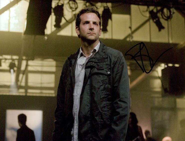 Bradley Cooper (The Hangover) signed 8x10 Photo Poster painting in-person