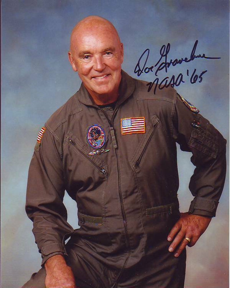 Duane graveline signed autographed nasa astronaut Photo Poster painting