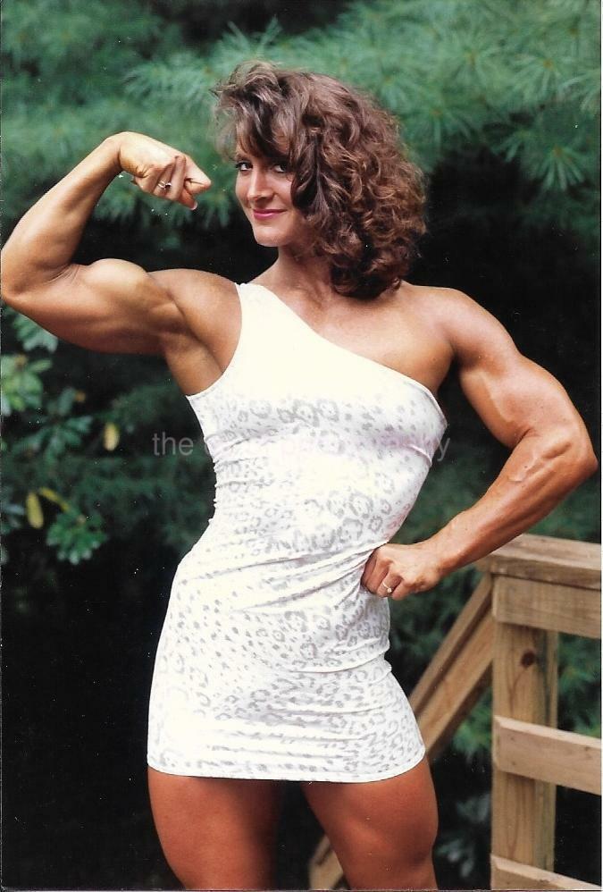 MARISSA BROWN Bodybuilder MUSCLE WOMAN 80's 90's FOUND Photo Poster painting Color EN 17 35