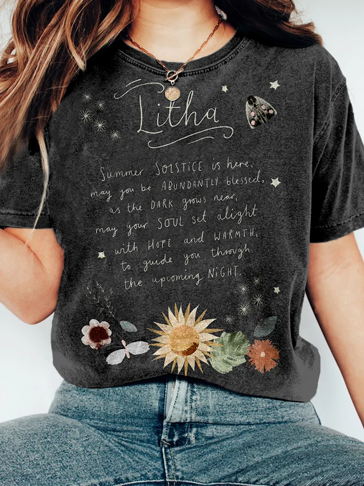 Simpfit Litha – Gewaschenes T-Shirt mit „Summer Solstice Blessings“-Print