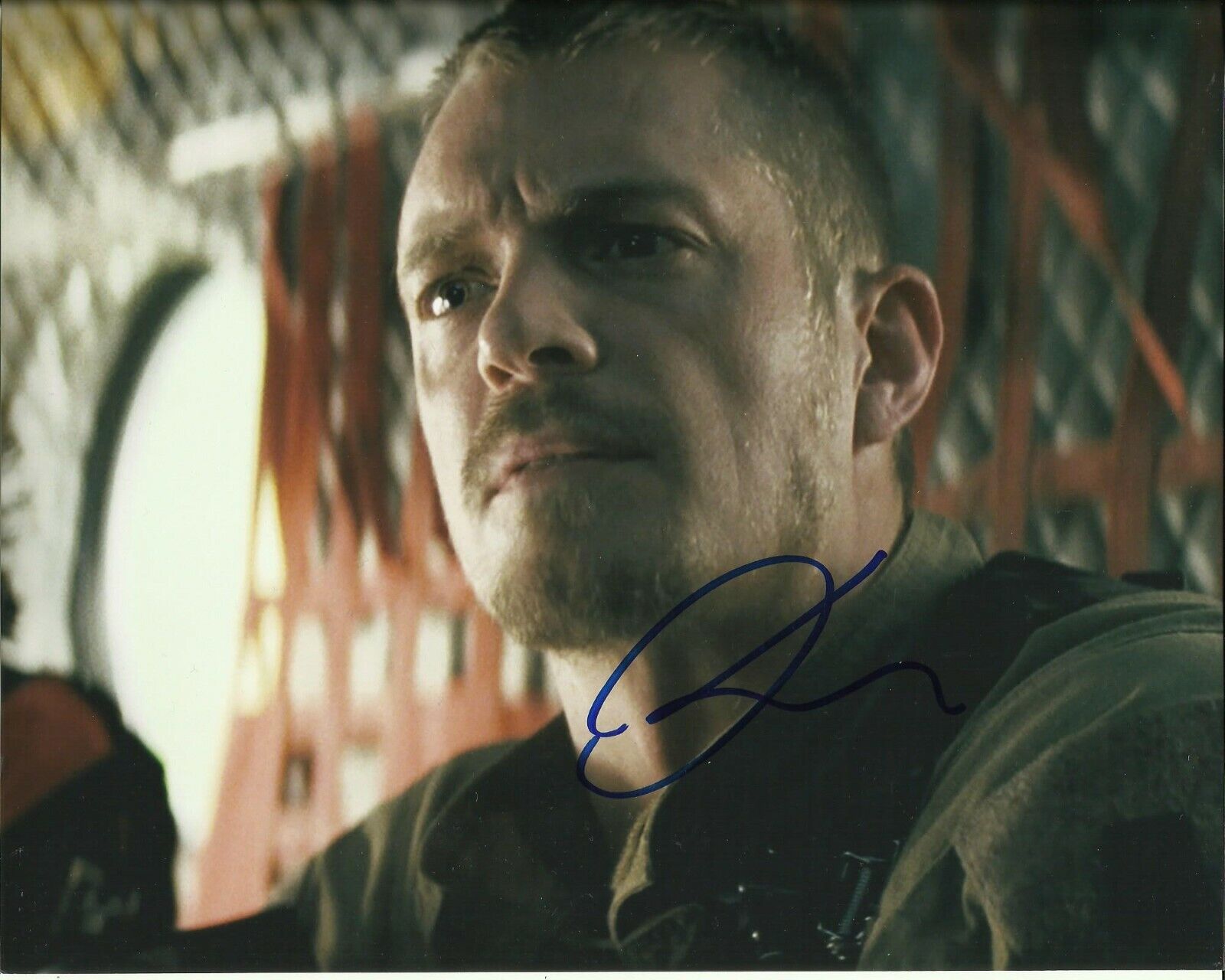 JOEL KINNAMAN SIGNED SUICIDE SQUAD Photo Poster painting UACC REG 242 (1)