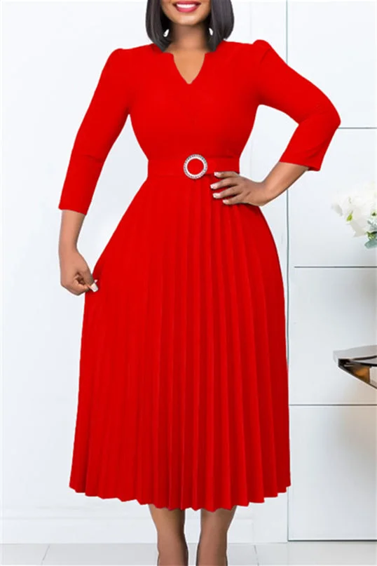 Elegant V-neck pressed pleated dress
