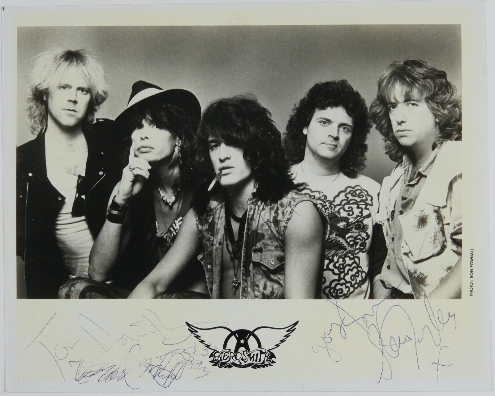 Aerosmith Autograph JSA Signed 8 x 10 Promo Photo Poster painting Joe Perry Steven Tyler + Fully