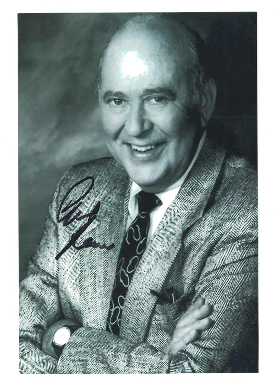 Carl Reiner Signed Autographed 4x6 Photo Poster painting Actor