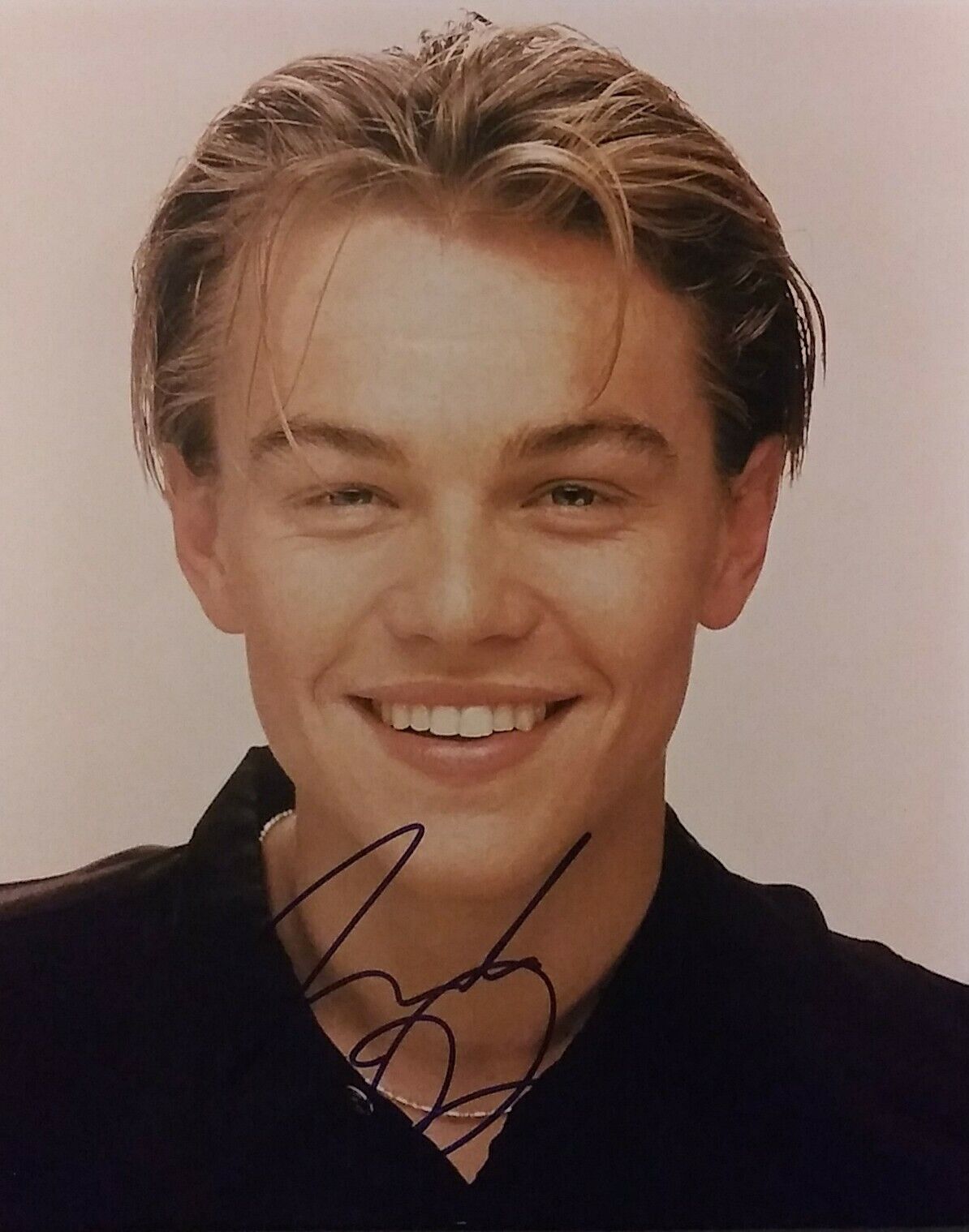 Leonardo DiCaprio signed 8 x 10 COA