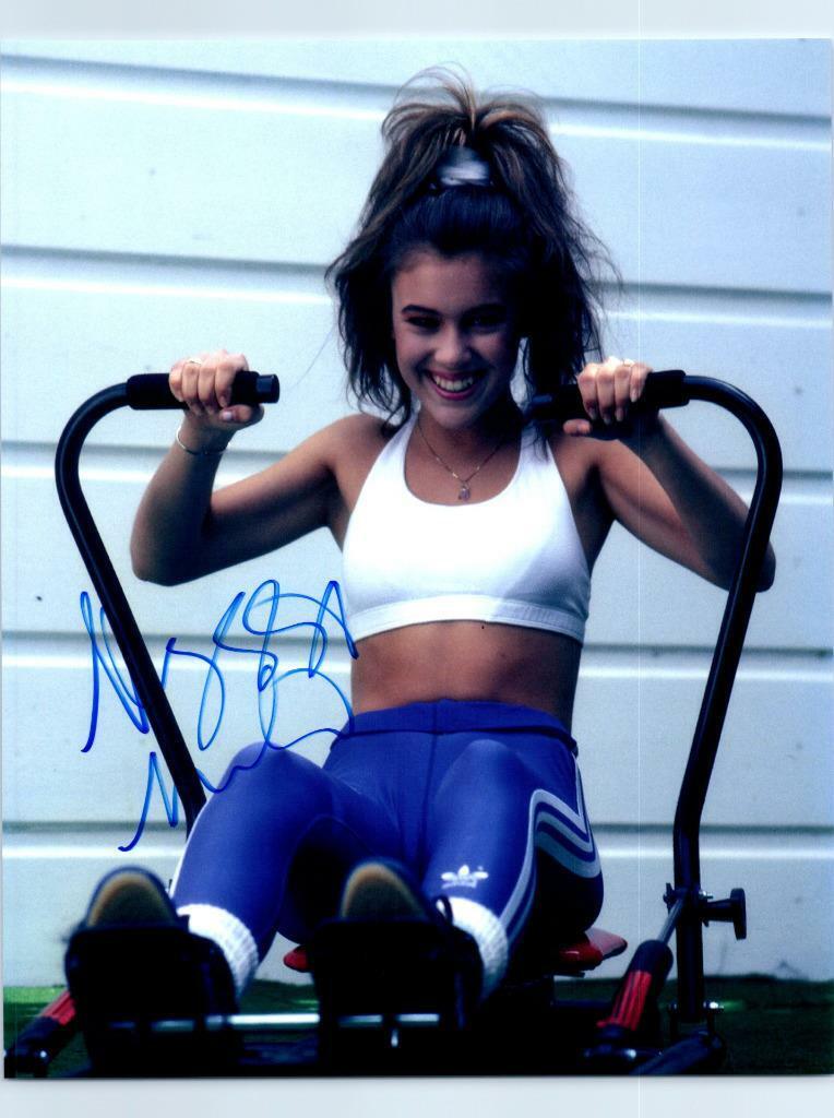 Alyssa Milano signed 8x10 Photo Poster painting with COA autographed Picture very nice