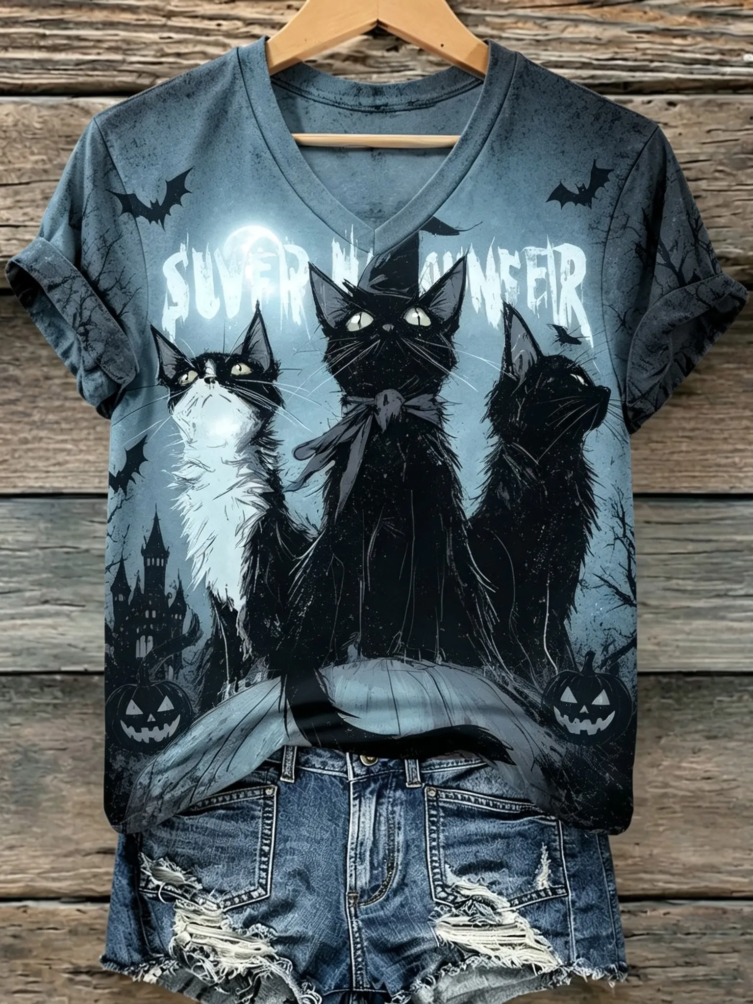 Women's Retro Halloween Cat Print T-shirt artswardrobe