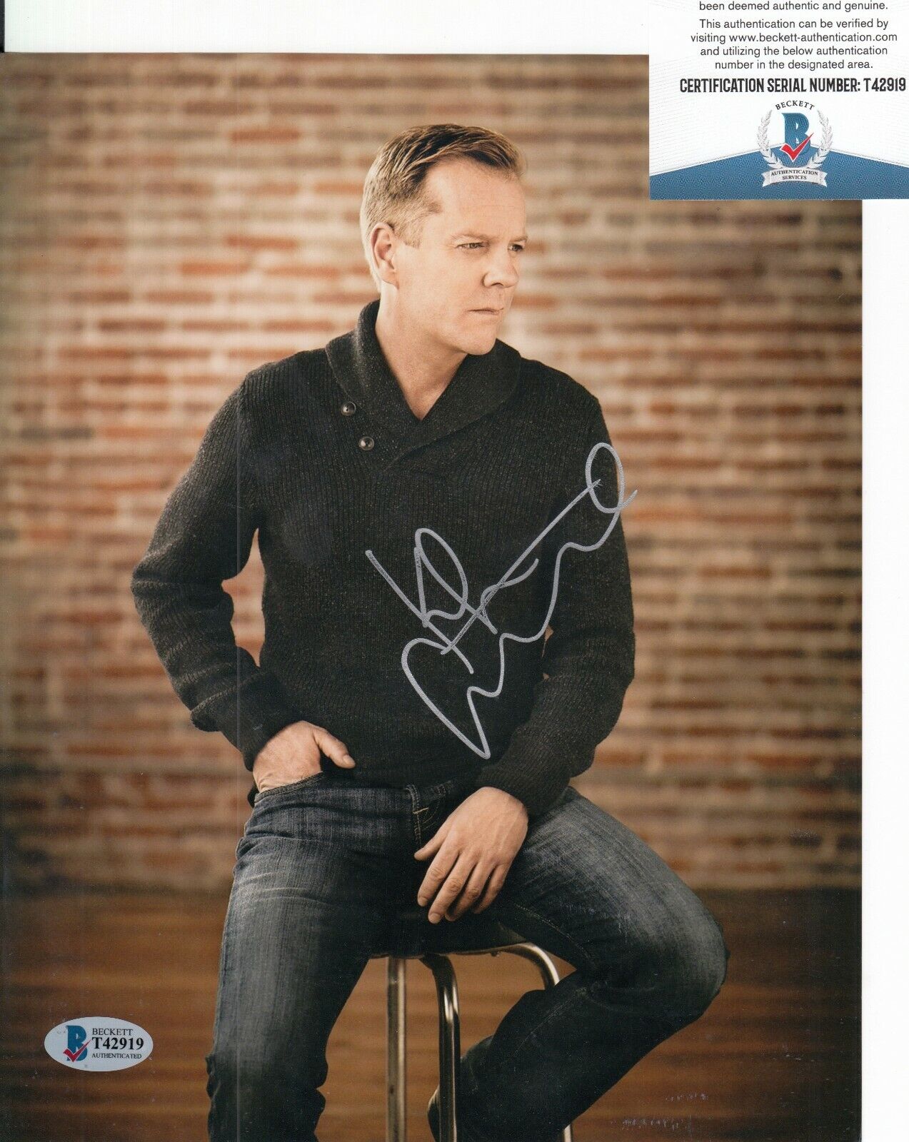 KIEFER SUTHERLAND signed (24) *Jack Bauer* 8X10 Photo Poster painting BECKETT BAS T42919