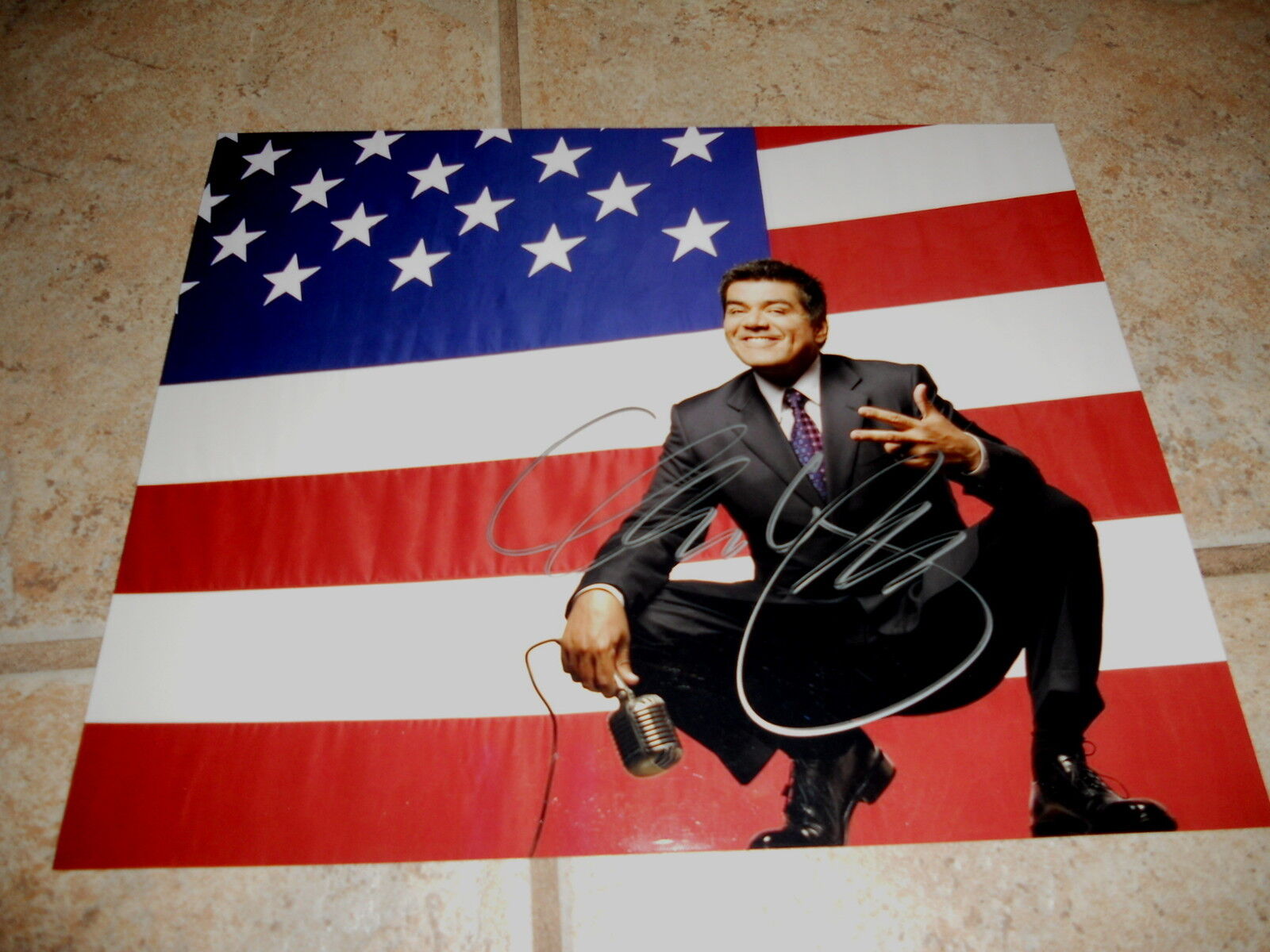 George Lopez Signed Autographed 8x10 Photo Poster painting Guaranteed #1