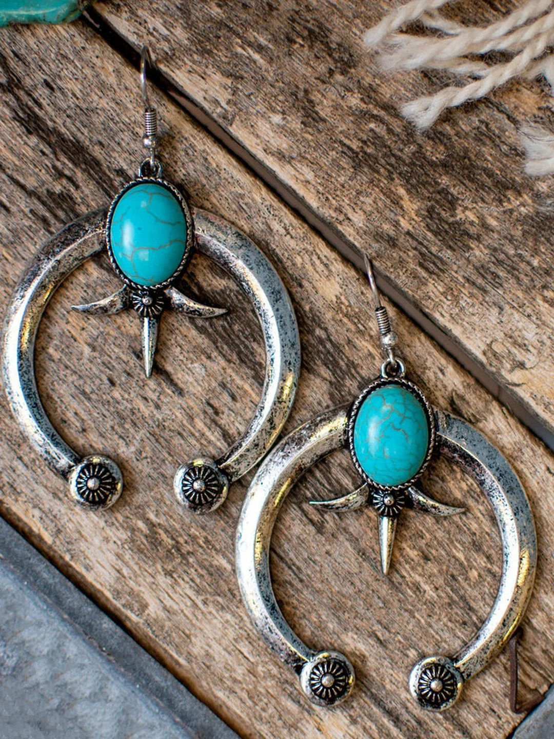 Ethnic Vintage Cow Horn Shaped Turquoise Earrings