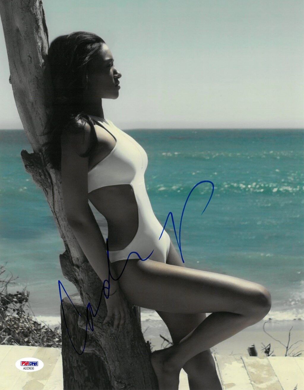 Candice Patton Signed Sexy Authentic Autographed 11x14 Photo Poster painting PSA/DNA #AD22630