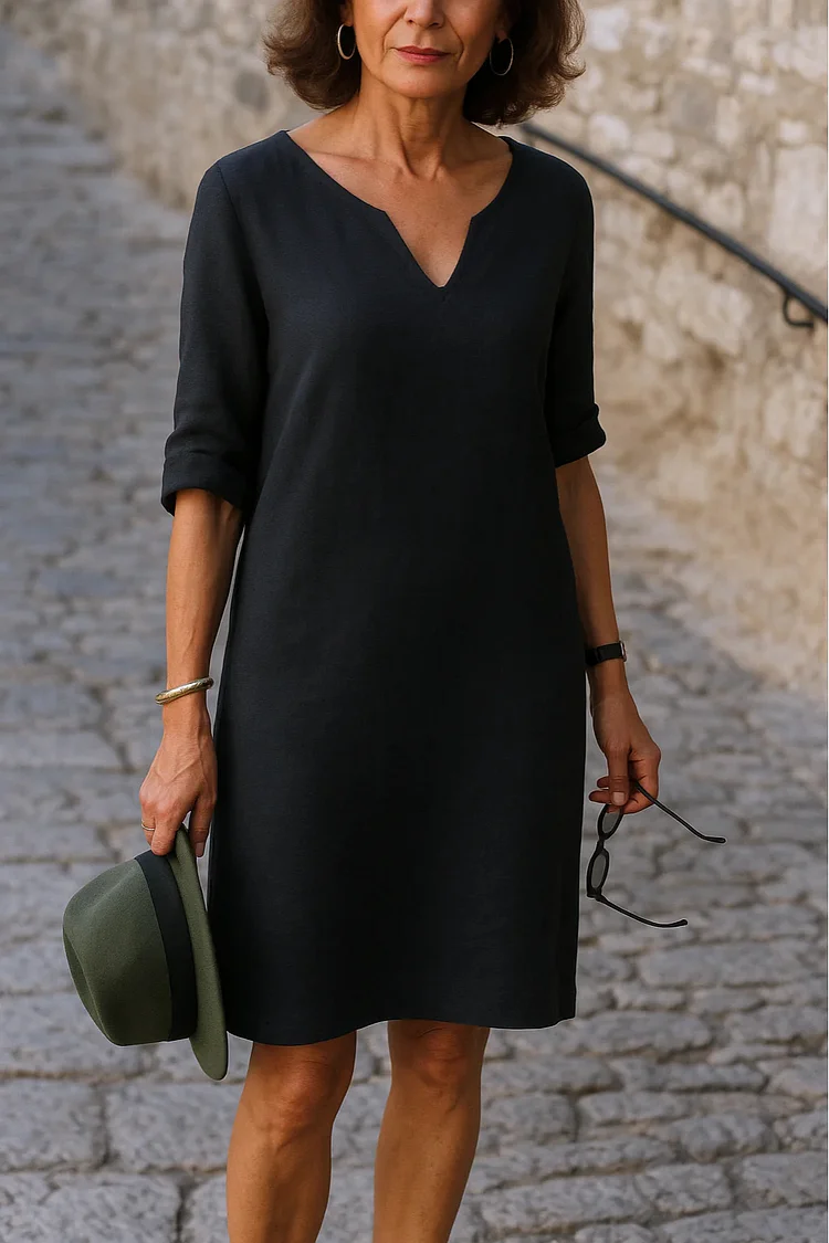Leinenkleid mit V-Ausschnitt