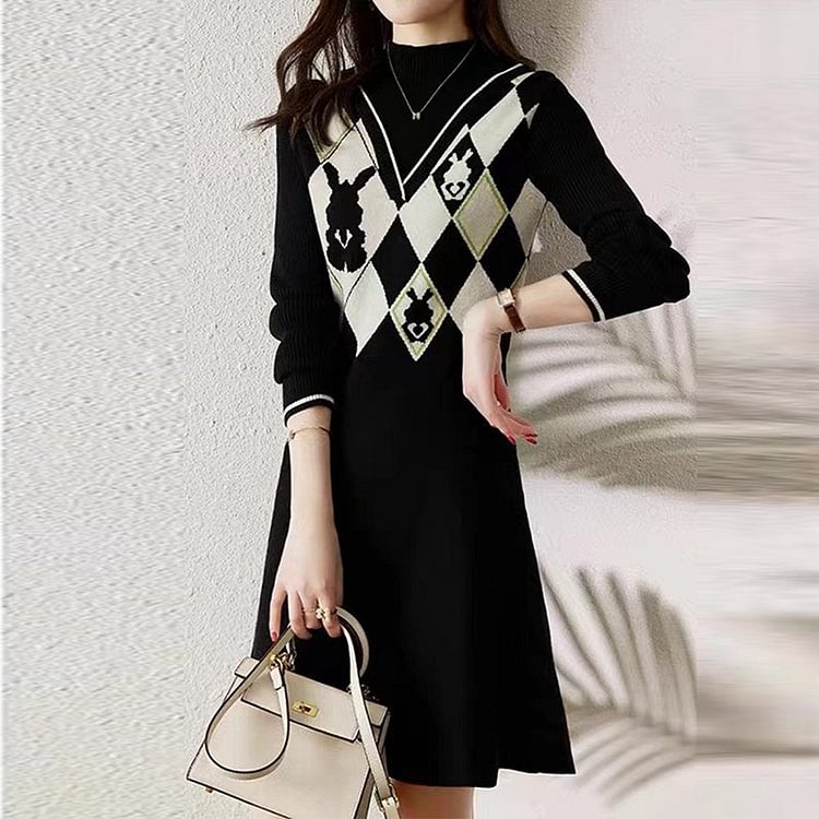 Black Knitted Paneled 3/4 Sleeve Dresses QueenFunky