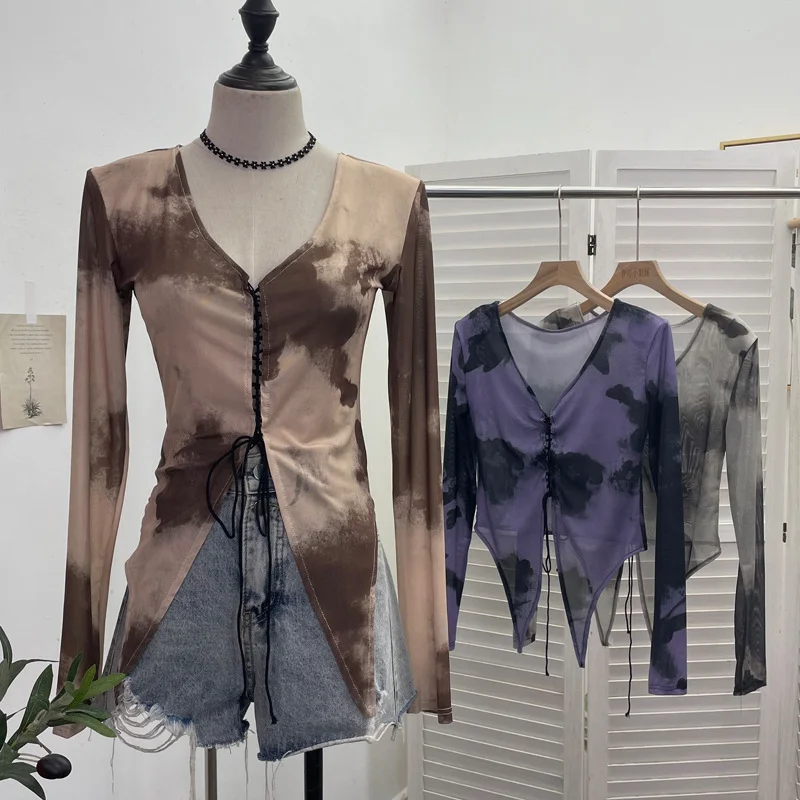 Uveng Real Shooting Hottie Slear Dye Printing V Tie With Hollow Irregular Shoulder Long-Sleeved T-Shirt 2622