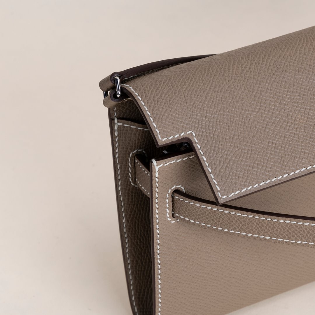 Kelly to go Epsom  CK18 Etoupe PHW