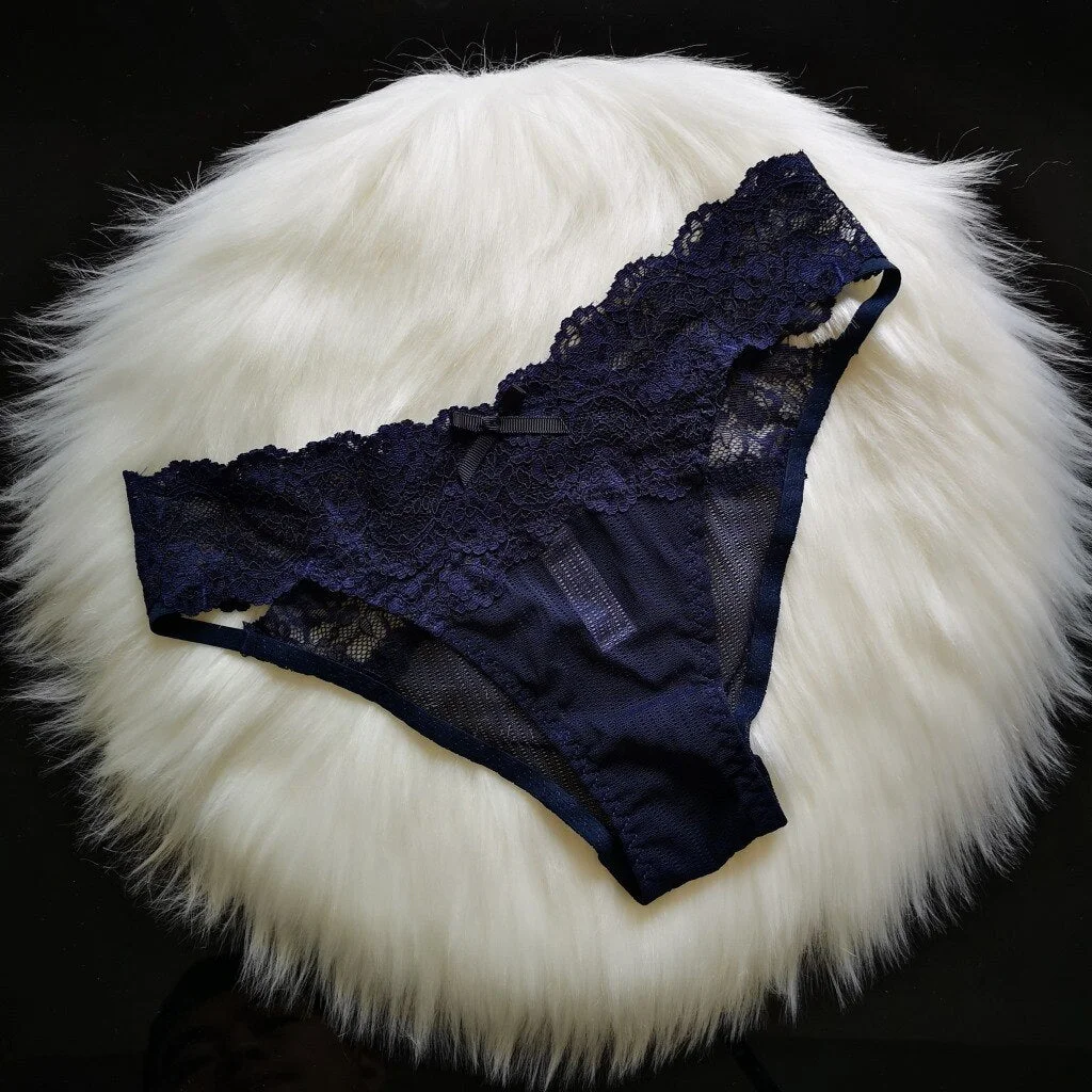 Sexy Women's Underwear Lace Hollow Out Panties Cross Bandage Seamless Underpant Low Waist Lingerie Seduction Sex Thong