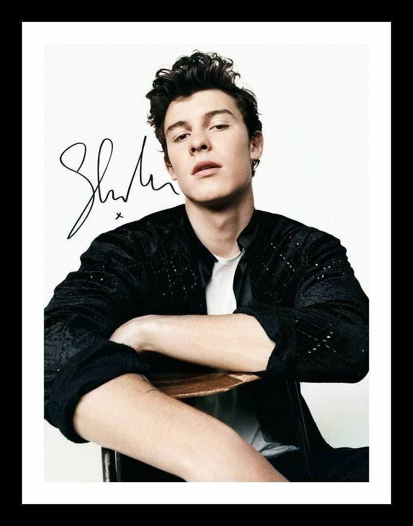 Shawn Mendes Autograph Signed & Framed Photo Poster painting 4