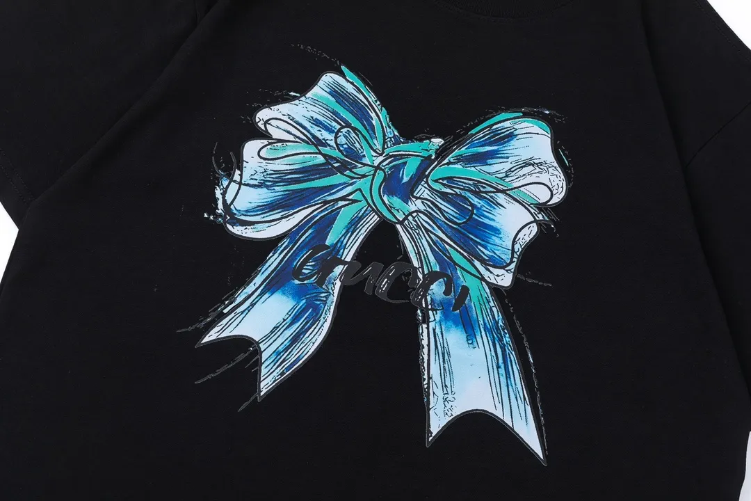 Bow Print Close-up