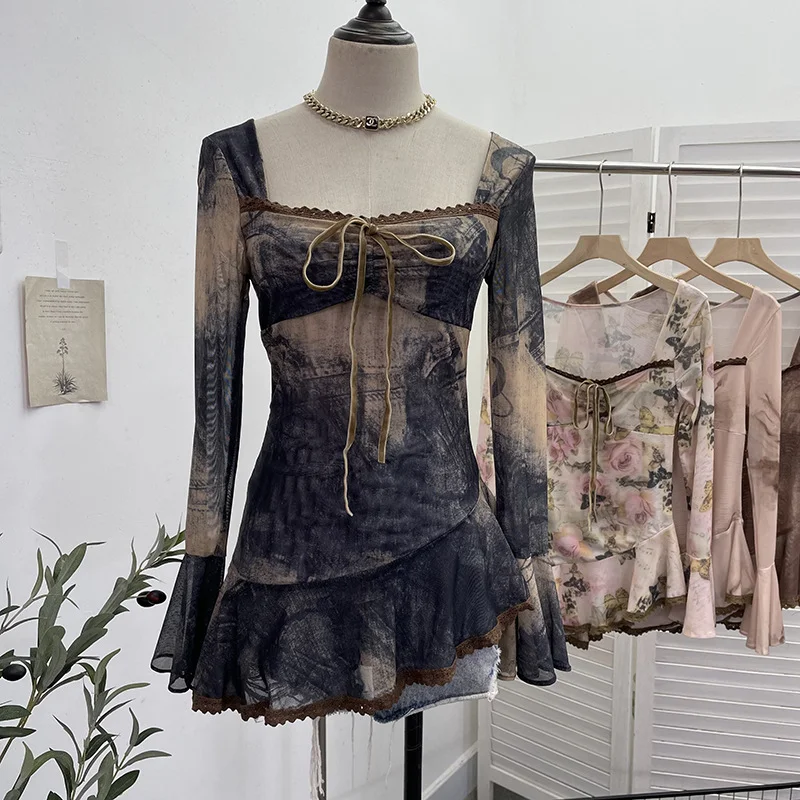 Uveng Spring And Summer New French Style Tie Dyed Horn Long-Sleeved Lace Side Design T-Shirt 9980