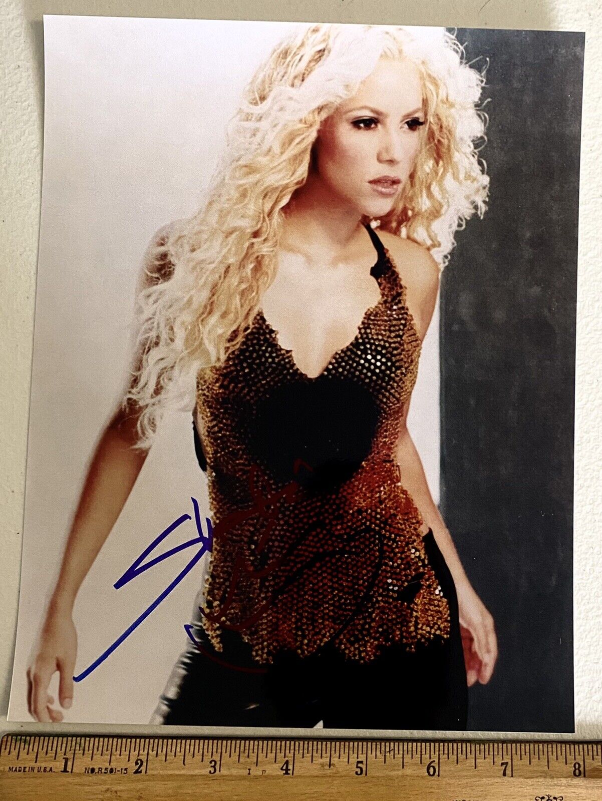 Shakira Autograph 8x10 Signed Photo Poster painting Dance Music Hips Don’t Lie With COA Cert