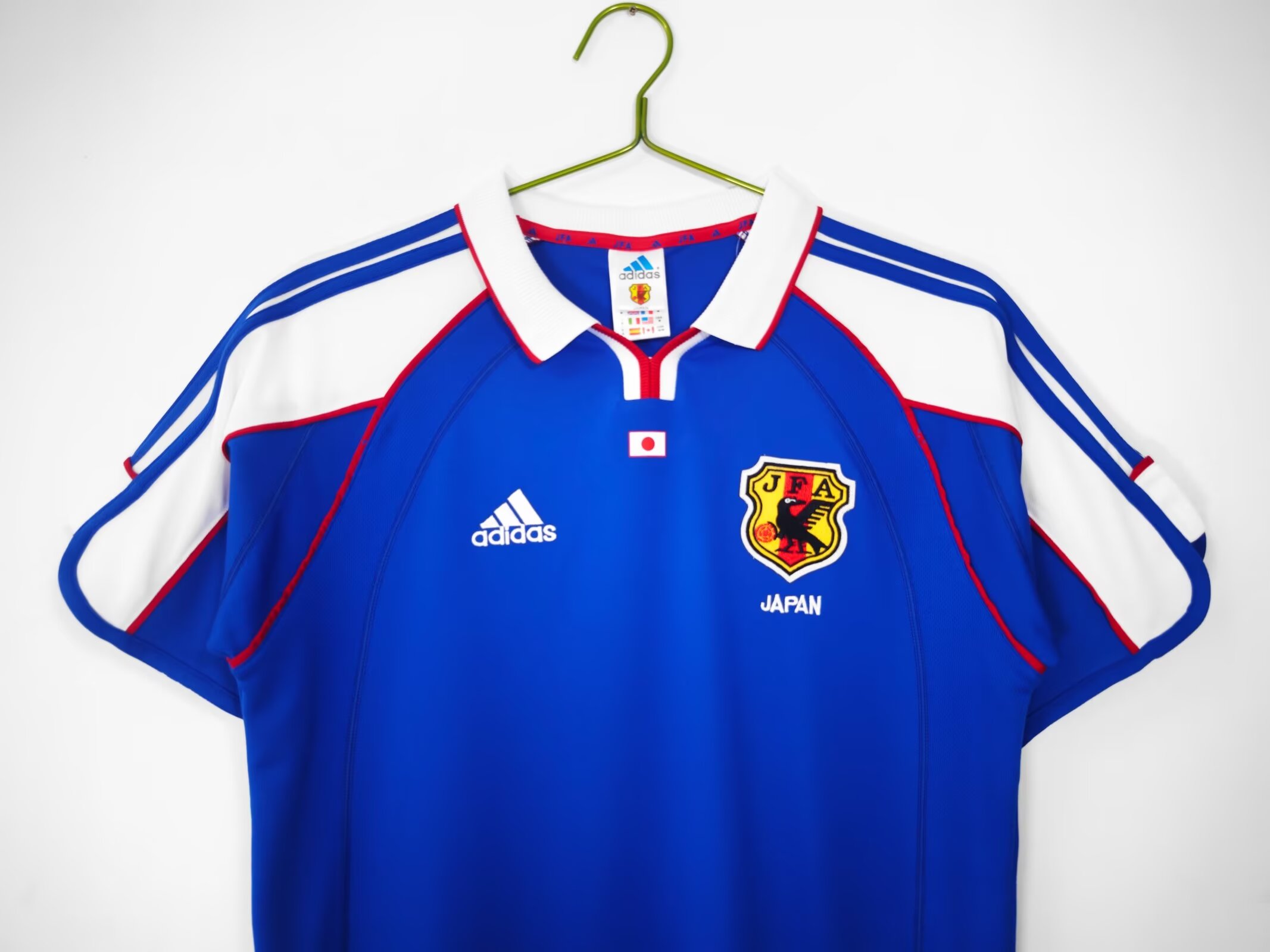 Retro 2001 Japan Home Football T-Shirt Thai Quality