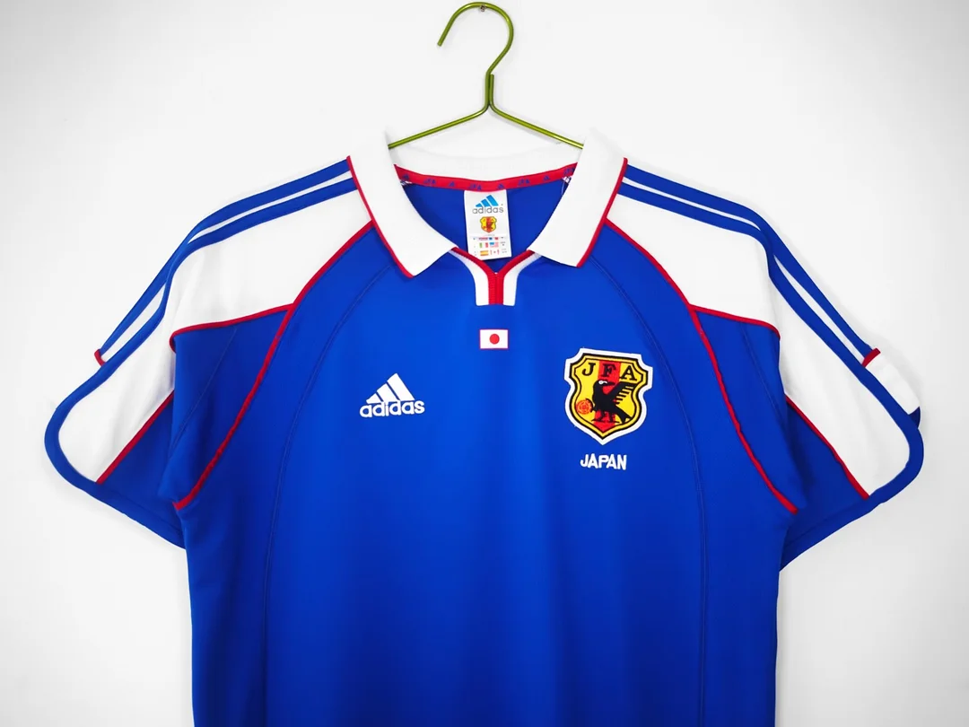 Retro 2001 Japan Home Football T-Shirt Thai Quality
