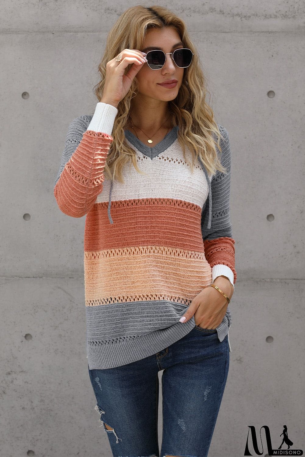 MidiSono - Classic Beach Bonfire Knitted Hoodie