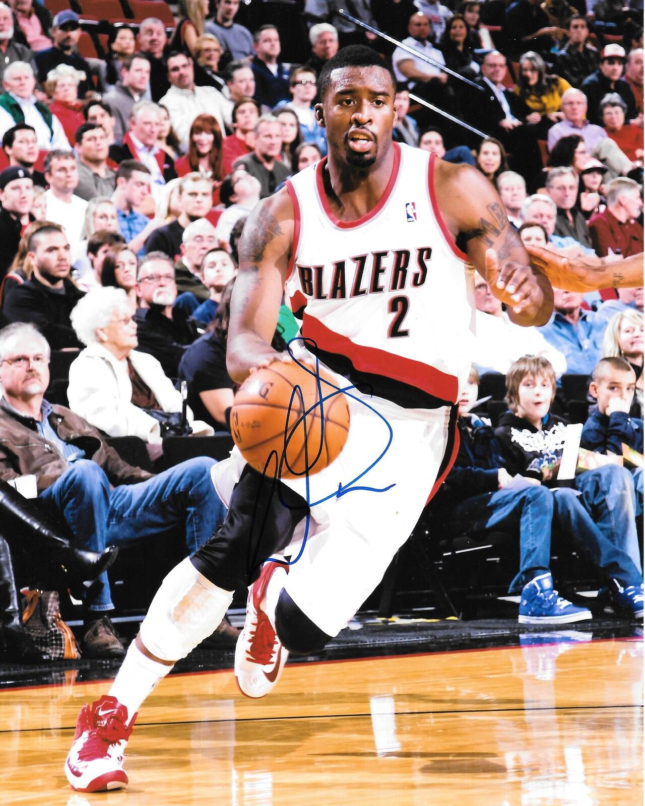 GFA Portland Trailblazers * WESLEY MATTHEWS * Signed 8x10 Photo Poster painting W3 COA