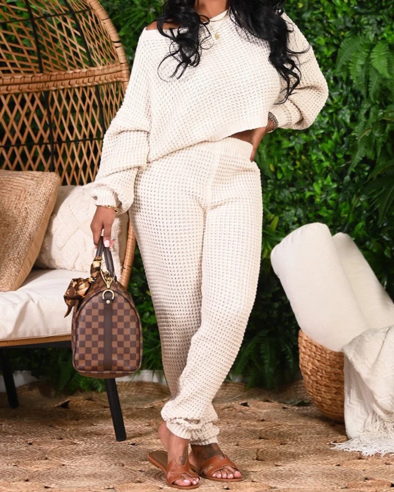 Two-piece Solid Color Bat Sleeve Sweater