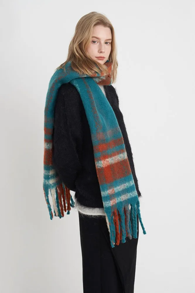 Vintage Plaid Cozy Knit Scarf