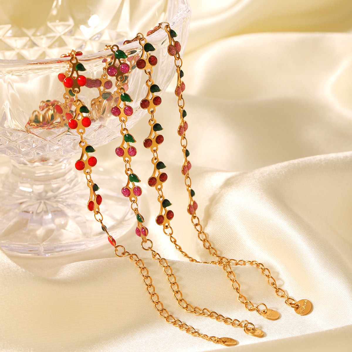 18K Gold Stainless Steel Oil Drop Cherry Bracelet Women'S Versatile Titanium Steel Hand Jewelry Fruit